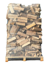 Charger l'image dans la galerie, Bûches de bois de 50cm de long en ballot de 2m³